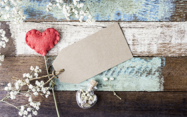 Обои картинки фото праздничные, день святого валентина,  сердечки,  любовь, flowers, сердце, любовь, romantic, heart, wood, love, beautiful, red, цветы, vintage