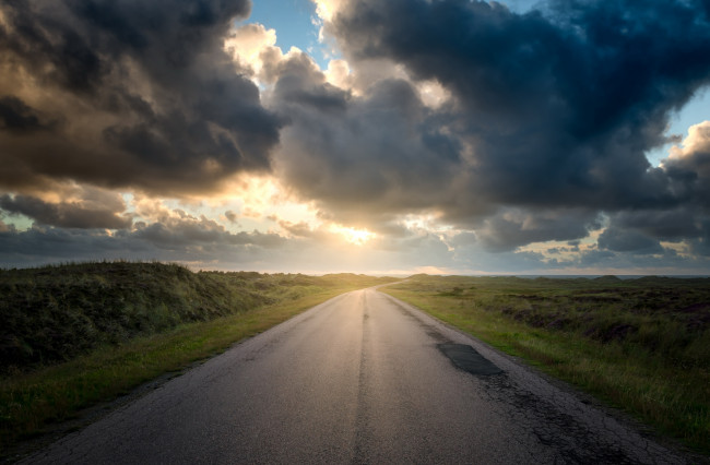 Обои картинки фото природа, дороги, дорога, поле, утро