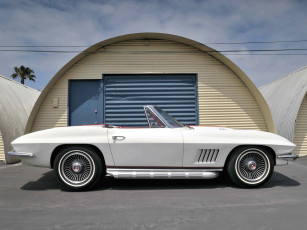 Картинка автомобили corvette