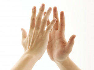 Картинка разное руки