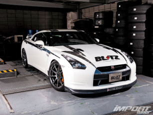 Картинка blitz nissan gtr r35 автомобили datsun