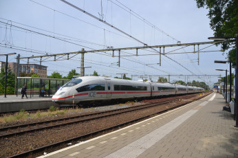 Картинка техника поезда железная дорога рельсы локомотив состав