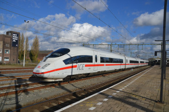 Картинка техника поезда железная дорога рельсы локомотив состав