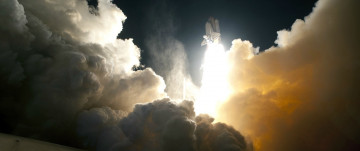 Картинка космос космические+корабли +космические+станции полет вселенная старт космический корабль