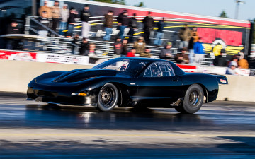 Картинка спорт drag+racing corvette