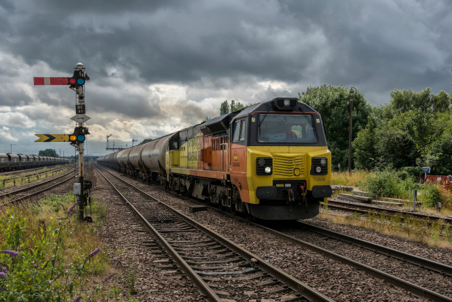 Обои картинки фото техника, поезда, железная, дорога, рельсы, локомотив, состав