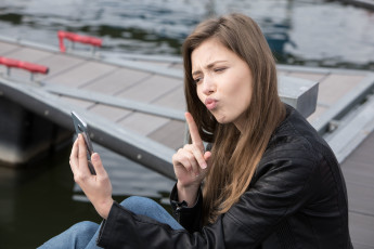 Картинка девушки mila+azul смартфон фон девушка