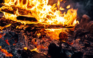 Картинка природа огонь костер пламя