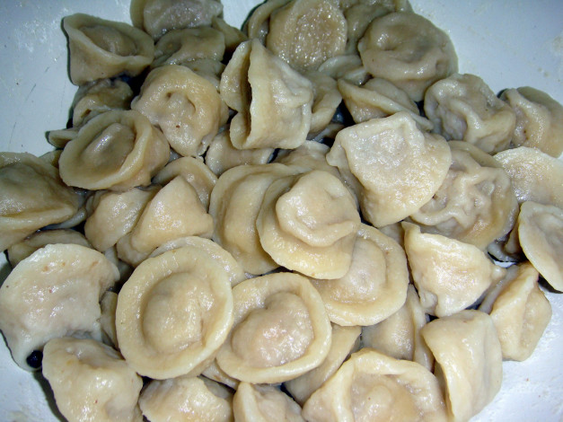 Обои картинки фото еда, пельмени,  манты,  вареники