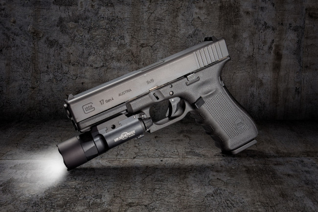 Обои картинки фото glock 17, оружие, пистолеты, ствол