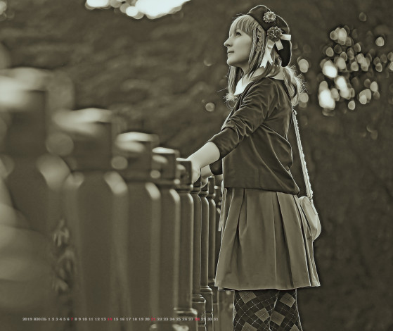 Обои картинки фото календари, компьютерный дизайн, calendar, девушка, берет, улица, женщина, 2019