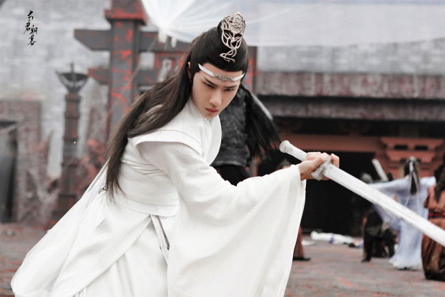 Обои картинки фото кино фильмы, the untamed, лань, ванцзи, меч