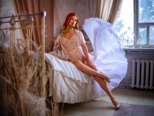 Картинка сексуальная+девушка девушки -+рыжеволосые+и+разноцветные девушка женщина рыжая светлая тёмная сексуальная модель звезда позирует разная обувь верхняя стильная одежда нижнее эротическое бельё трусы лифчик колготки чулки аксессуары макияж и множество элементов на фотографии