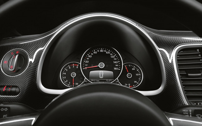 Обои картинки фото volkswagen, beetle, 2012, автомобили, спидометры, торпедо