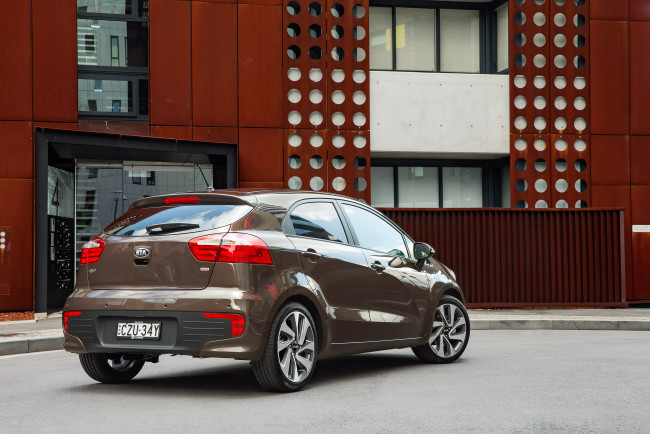 Обои картинки фото автомобили, kia, rio, 5-door, au-spec, ub, 2015г