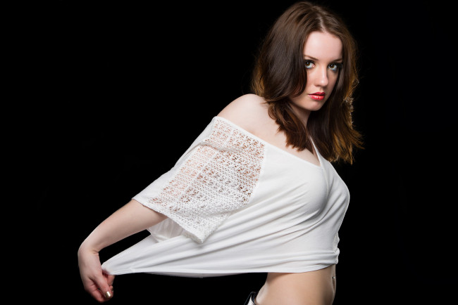 Обои картинки фото девушки, -unsort , брюнетки,  шатенки, взгляд, лицо