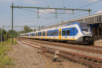 Картинка техника электровозы локомотив состав