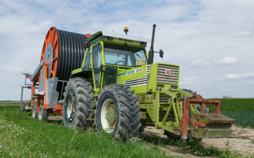 Картинка техника тракторы сельхоз работы