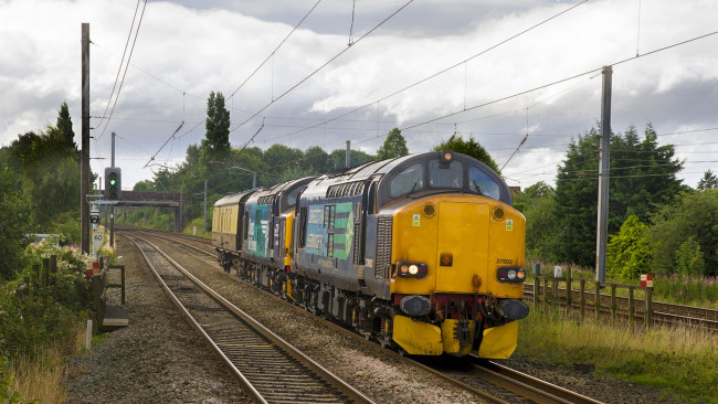 Обои картинки фото техника, поезда, локомотив, состав