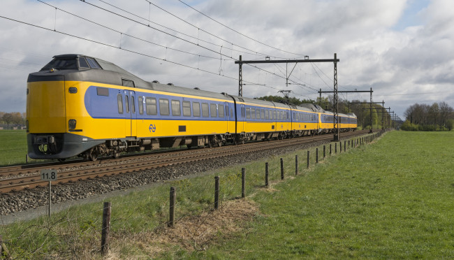 Обои картинки фото техника, поезда, локомотив, состав