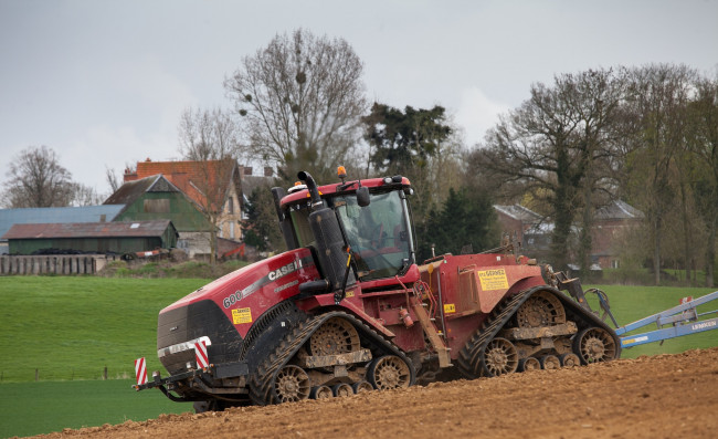 Обои картинки фото техника, тракторы на гусенецах, сельхоз, работы