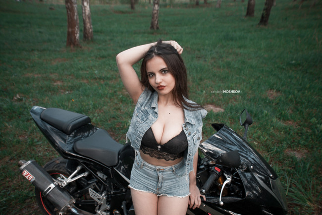 Обои картинки фото moto girl, мотоциклы, мото с девушкой, girl, moto