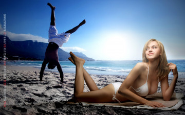 Картинка календари девушки парень юноша водоем песок пляж