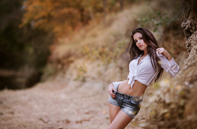 Обои картинки фото девушка, девушки, -unsort , брюнетки, темноволосые, модель