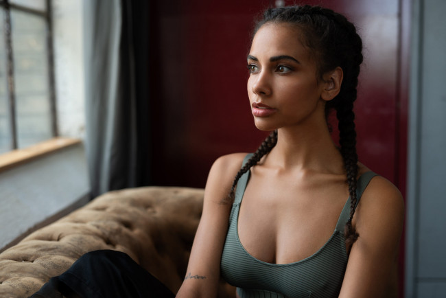 Обои картинки фото девушка, девушки, -unsort , брюнетки, темноволосые, модель