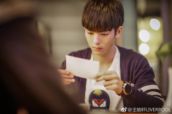 Картинка ван+хаосюань wang+hao+xuan кино+фильмы sand+sea песчаное море sand sea ван хаосюань wang hao xuan