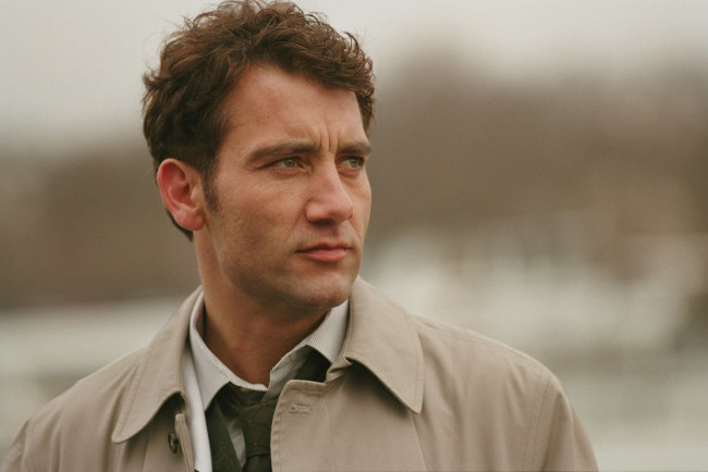 Обои картинки фото мужчины, clive owen, актер, лицо, плащ