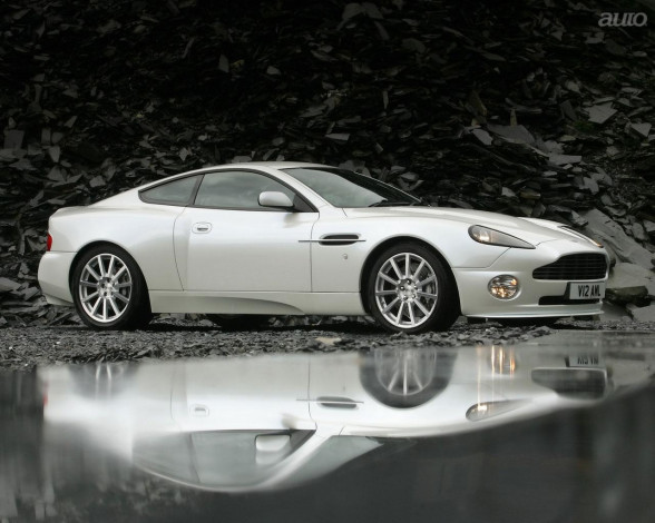 Обои картинки фото автомобили, aston, martin
