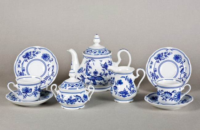 Обои картинки фото разное, посуда, столовые, приборы, кухонная, утварь, чашки, фарфор, тарелки, сервиз