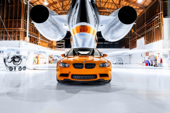 Картинка автомобили bmw ангар orange m3 gts