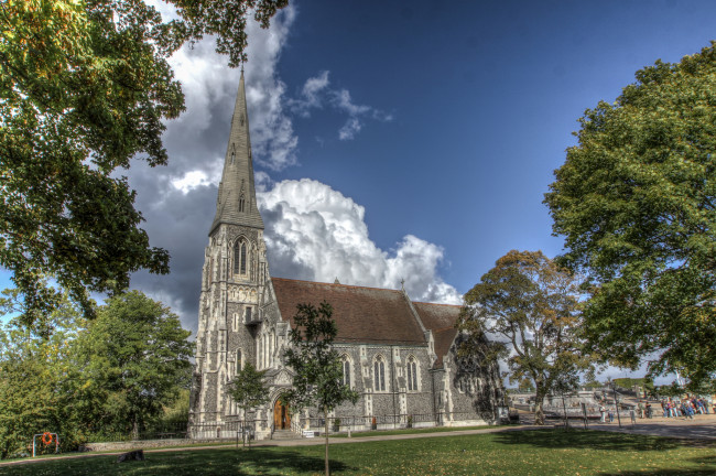Обои картинки фото города, - католические соборы,  костелы,  аббатства, парк, церковь