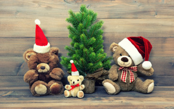 Картинка праздничные мягкие+игрушки скамейка колпаки ёлка мишки игрушки