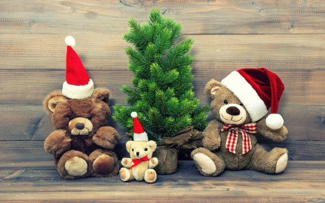 Обои картинки фото праздничные, мягкие игрушки, скамейка, колпаки, ёлка, мишки, игрушки