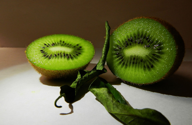 Обои картинки фото еда, киви