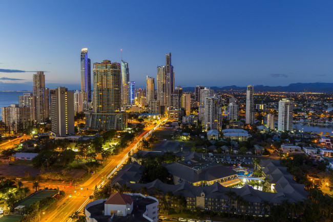 Обои картинки фото gold coast, города, - огни ночного города, небоскребы, огни, утро