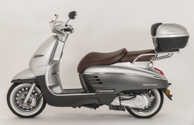 Обои картинки фото мотоциклы, мотороллеры, peugeot