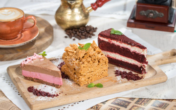 Картинка еда торты тортики ассорти десерт крем кофе