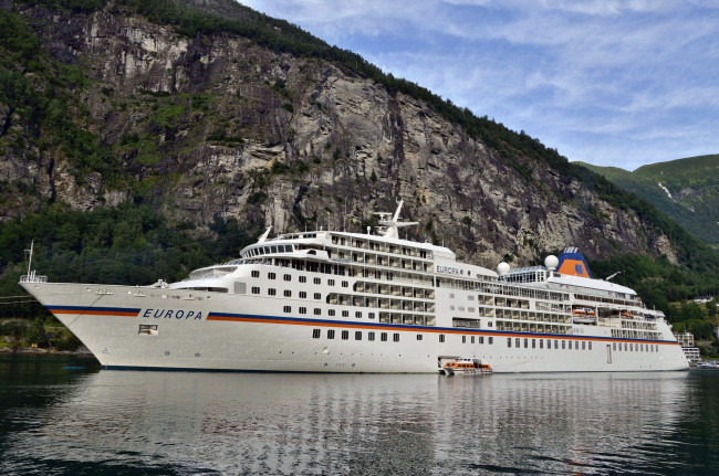Обои картинки фото ms europa, корабли, лайнеры, лайнер, круиз