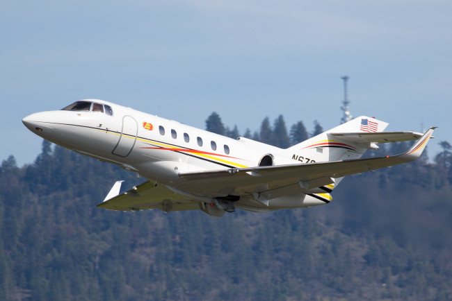 Обои картинки фото hawker 800xp, авиация, пассажирские самолёты, авиаперевозчик