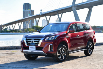 Картинка автомобили nissan datsun