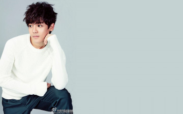 Картинка мужчины hou+ming+hao актер свитер