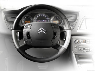 Картинка автомобили спидометры торпедо