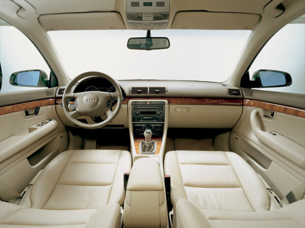 Обои картинки фото a4, автомобили, спидометры, торпедо