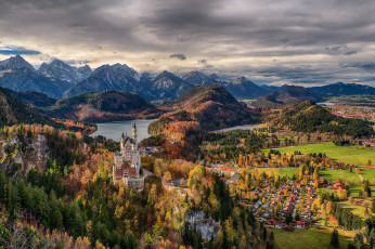 Картинка neuschwanstein+castle города замок+нойшванштайн+ германия горы озеро поселок замок