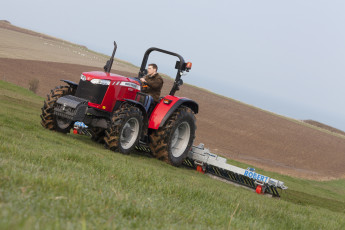 Картинка техника тракторы massey