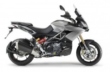 Картинка мотоциклы aprilia yamaha